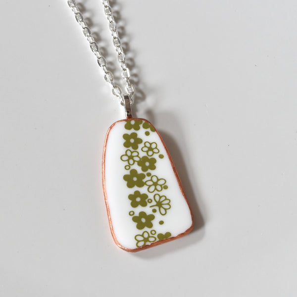 Broken China Jewelry Shard Necklace - Green Corelle – The Broken