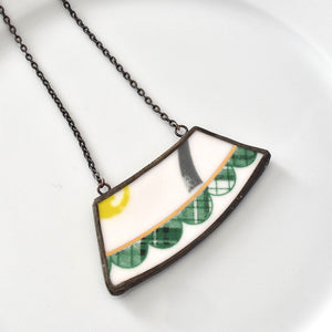 Wide Rim Broken China Jewelry Necklace  - Green and White
